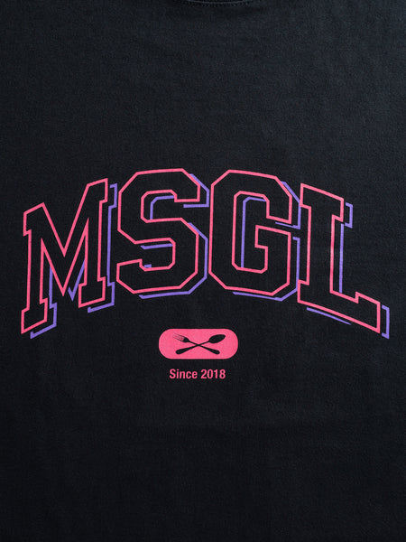 マッスルグリル MSGLカレッジロゴTシャツ・ブラック